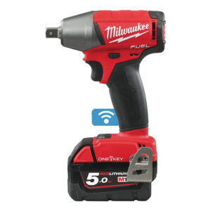 M18 ONEIWP12-502X_ONE-KEY™ FUEL™ 1/2˝ ütvecsavarozó ütközőcsappal_Övcsipesz, 2 x 5,0 Ah REDLITHIUM™ akkumulátor, 59 perces töltő, Heavy Duty koffer